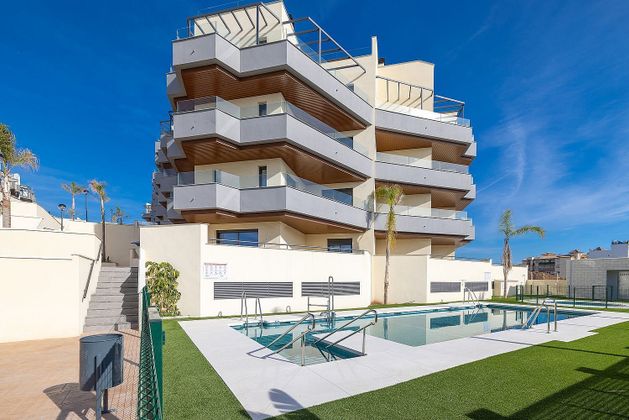 Foto 1 de Àtic en venda a calle Teniente Alcalde Joaquin Coronado de 2 habitacions amb terrassa i piscina