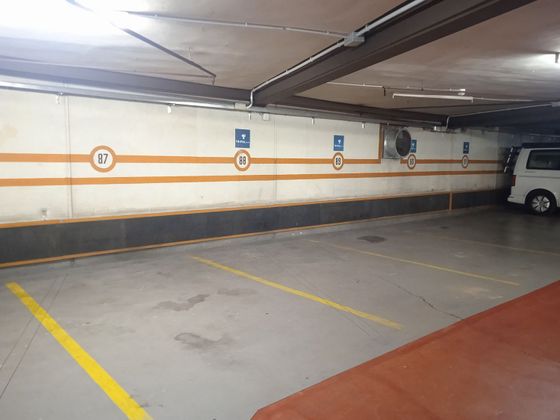 Foto 2 de Garatge en lloguer a Vila de Gràcia de 12 m²