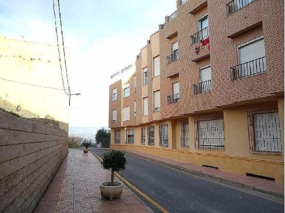 Foto 2 de Piso en venta en Alhama de Almería de 2 habitaciones con terraza