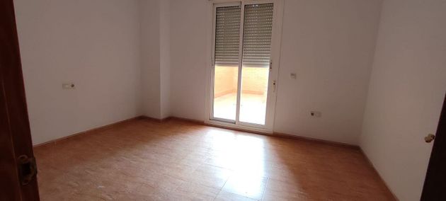 Foto 2 de Pis en venda a Carretera Mojonera – Cortijos de Marín de 2 habitacions amb garatge i calefacció