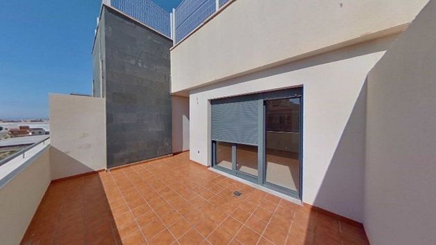 Foto 2 de Àtic en venda a Roquetas Centro de 2 habitacions amb terrassa i piscina
