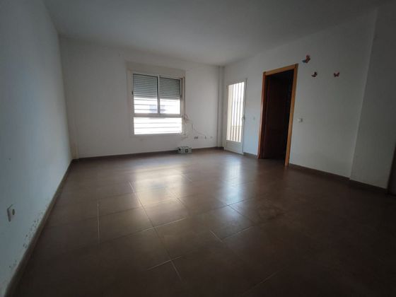Foto 2 de Venta de piso en calle Los Olivos de 2 habitaciones con calefacción y ascensor