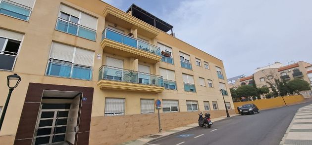 Foto 1 de Pis en venda a calle Poniente de 2 habitacions amb terrassa i piscina