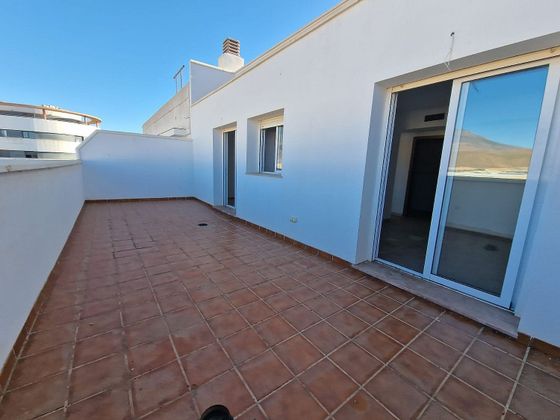 Foto 1 de Àtic en venda a calle Coruna de 2 habitacions amb terrassa i garatge