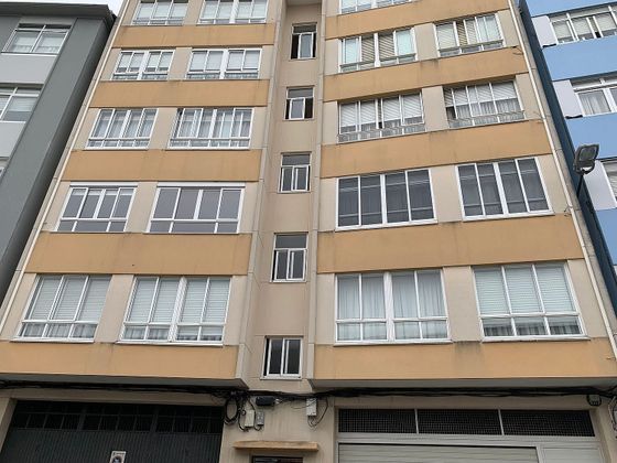 Foto 1 de Piso en venta en Praza de España de 4 habitaciones con terraza y calefacción