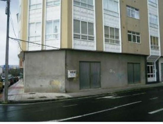 Foto 1 de Local en venda a calle Pontevedra Narón amb garatge