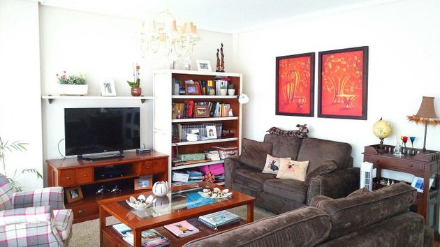 Foto 2 de Piso en venta en Centro - Ferrol de 3 habitaciones con garaje y muebles