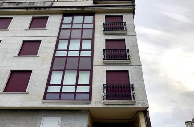 Foto 2 de Venta de ático en avenida Brañas At a Negreira de 2 habitaciones con terraza y calefacción