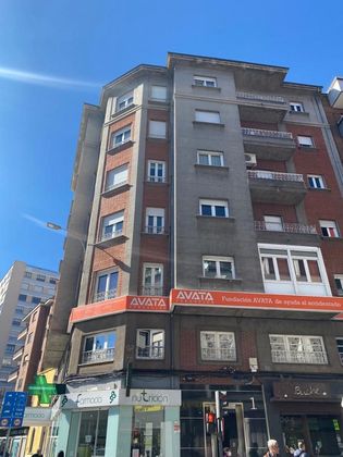 Foto 2 de Pis en venda a Centro Ciudad de 4 habitacions amb terrassa i calefacció