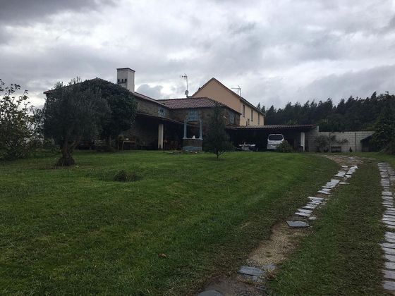 Foto 1 de Casa adossada en venda a San Mateo - Castro- O Val de 4 habitacions amb terrassa i piscina