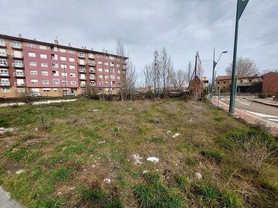 Foto 1 de Venta de terreno en Trobajo del Camino de 507 m²