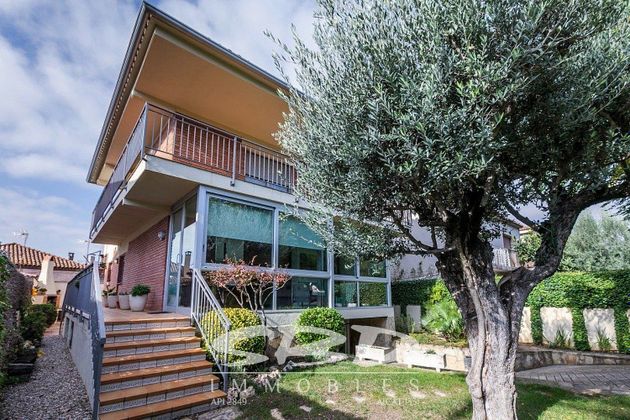 Foto 2 de Xalet en venda a Centre - Sant Quirze del Vallès de 6 habitacions amb terrassa i garatge