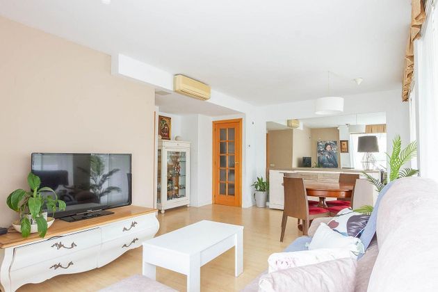 Foto 2 de Àtic en venda a Can Casablanques de 3 habitacions amb terrassa i aire acondicionat