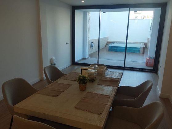 Foto 2 de Casa en lloguer a Centre - Sabadell de 5 habitacions amb terrassa i piscina