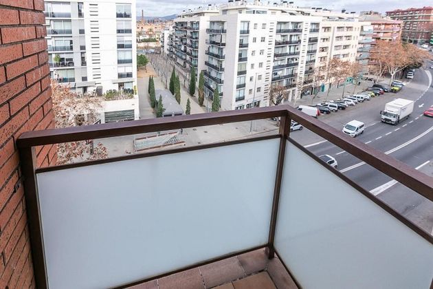 Foto 1 de Dúplex en venda a Eixample - Sant Oleguer de 2 habitacions amb terrassa i balcó
