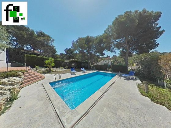 Foto 1 de Chalet en venta en calle Girones de 5 habitaciones con terraza y piscina