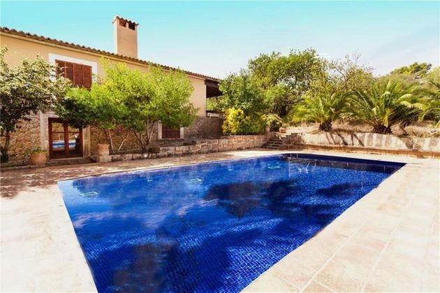 Foto 1 de Alquiler de chalet en Alaró de 6 habitaciones con terraza y piscina