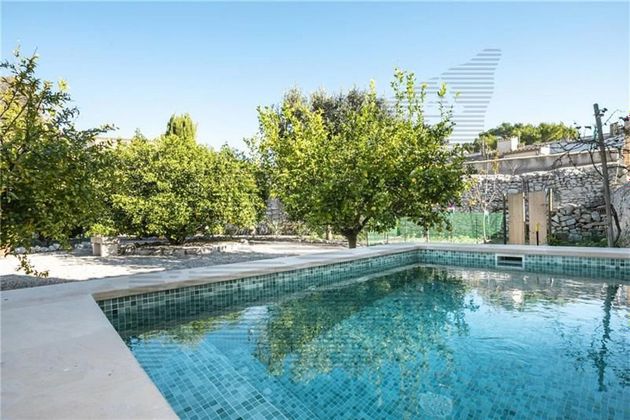 Foto 2 de Venta de chalet en Montuïri de 5 habitaciones con terraza y jardín