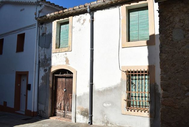 Foto 1 de Casa en venta en Sant Martí Sarroca de 4 habitaciones con terraza y jardín