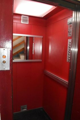 Foto 2 de Pis en venda a Barri del Mar - Ribes Roges de 4 habitacions amb balcó i ascensor
