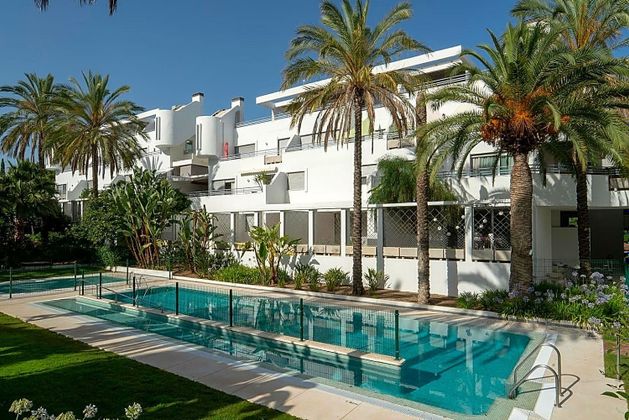 Foto 1 de Pis en venda a Calahonda de 5 habitacions amb terrassa i piscina