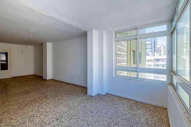 Foto 1 de Venta de piso en Centro - Torremolinos de 3 habitaciones con garaje y ascensor