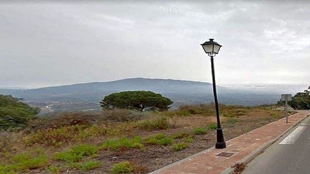 Foto 2 de Venta de terreno en Calahonda de 1823 m²