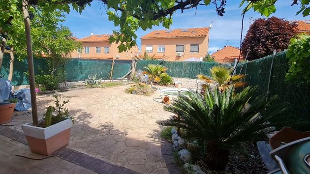 Foto 1 de Casa en venda a Cubas de la Sagra de 4 habitacions amb piscina i garatge