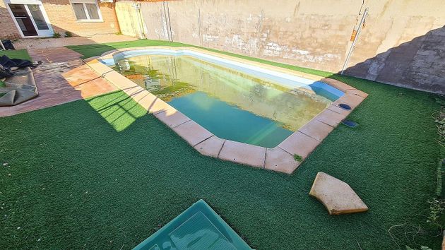 Foto 1 de Casa adossada en venda a Ventas de Retamosa (Las) de 4 habitacions amb terrassa i piscina