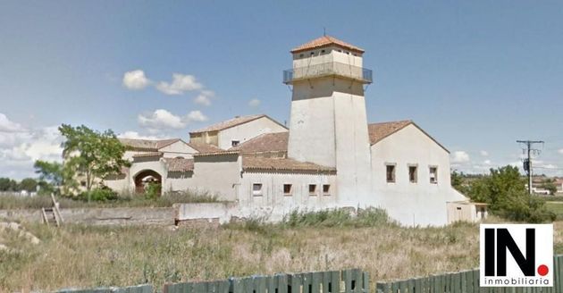 Foto 1 de Casa rural en venda a Partides de Lleida de 3 habitacions amb piscina
