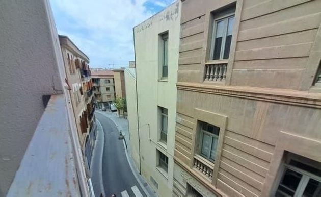 Foto 1 de Piso en venta en Centre Històric - Rambla Ferran - Estació de 1 habitación con terraza y aire acondicionado