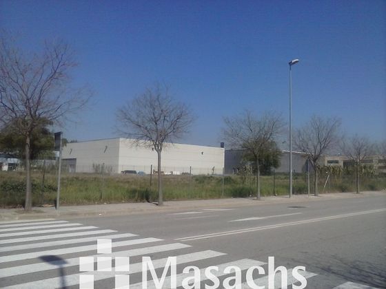 Foto 1 de Venta de terreno en Montmeló de 3352 m²