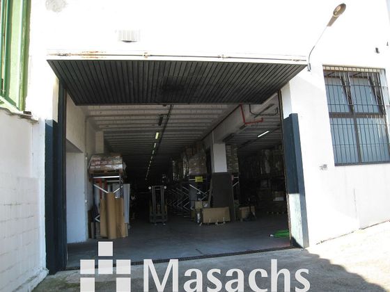 Foto 2 de Local en venda a Vilassar de Dalt de 920 m²