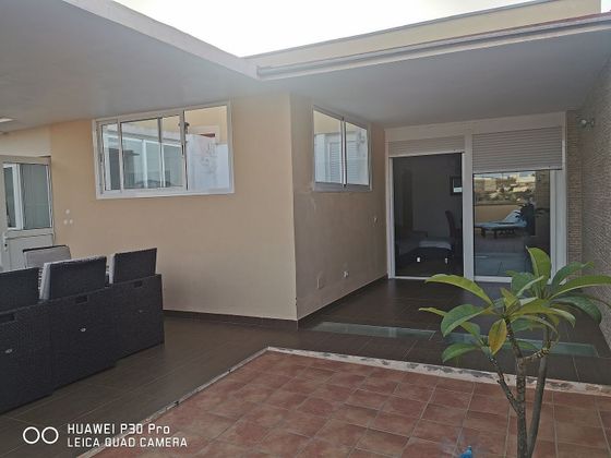 Foto 2 de Ático en venta en Tamaraceite de 3 habitaciones con terraza