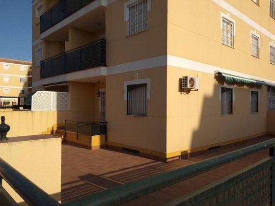 Foto 2 de Pis en venda a Islas Menores - Mar de Cristal de 3 habitacions amb terrassa i piscina