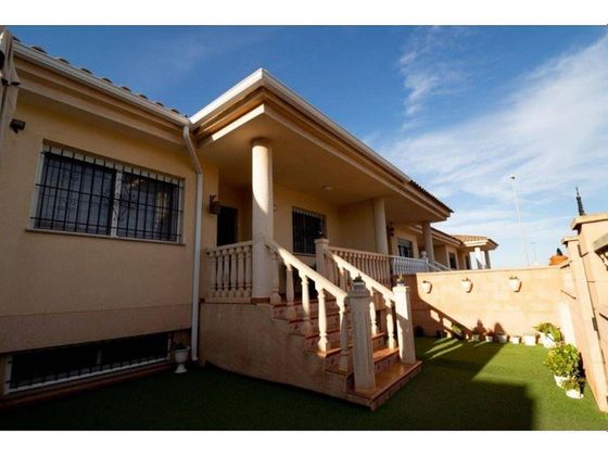 Foto 2 de Casa en venda a La Palma de 2 habitacions amb piscina i garatge