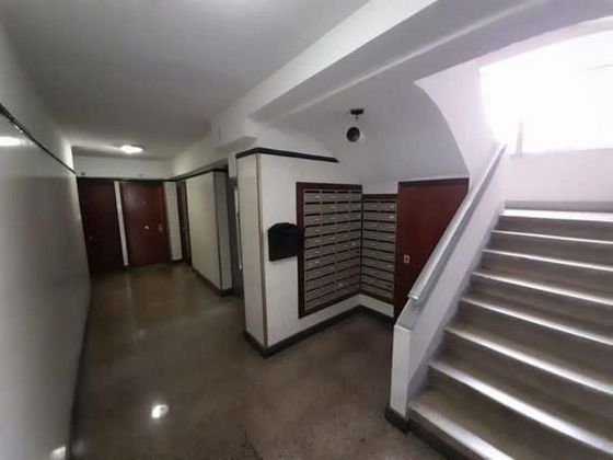 Foto 2 de Venta de piso en calle Del Radio de 3 habitaciones con terraza y calefacción