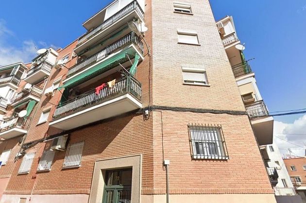Foto 1 de Venta de piso en calle De Fermin Donaire de 4 habitaciones con terraza y aire acondicionado