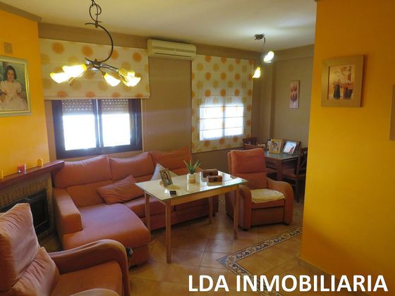 Foto 1 de Casa adossada en venda a Aljaraque de 3 habitacions amb garatge i balcó