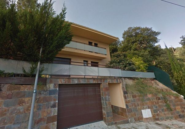 Foto 2 de Venta de casa en Torrelles de Llobregat de 4 habitaciones con terraza y piscina