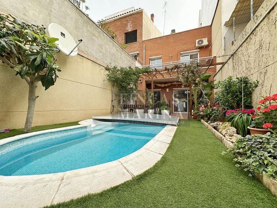 Foto 1 de Casa en venta en Centre - Colomeres - Rambles de 4 habitaciones con terraza y piscina