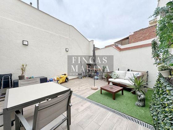 Foto 2 de Casa en venda a Passeig Maragall - Zona Estació de 4 habitacions amb terrassa i jardí