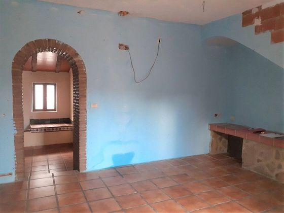 Foto 2 de Venta de casa en calle De Santa Bàrbara de 2 habitaciones con terraza