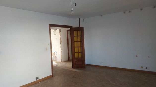Foto 1 de Venta de piso en calle Morería y Herreros de 4 habitaciones con balcón