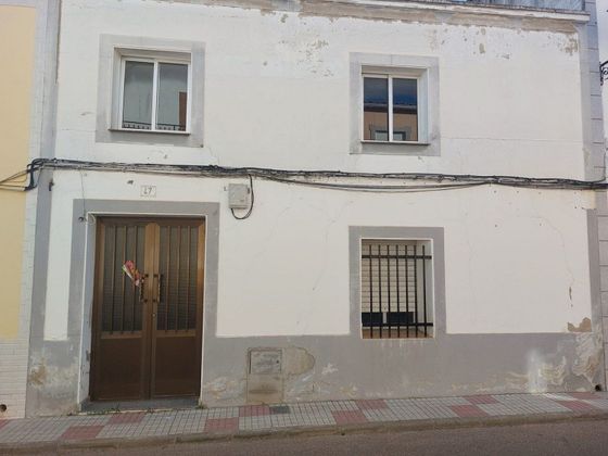 Foto 1 de Casa en venda a calle Cantolugar de 3 habitacions amb balcó