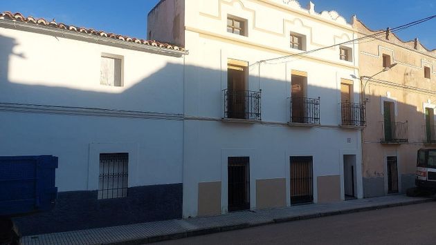 Foto 1 de Casa rural en venda a avenida Cáceres de 6 habitacions i 413 m²