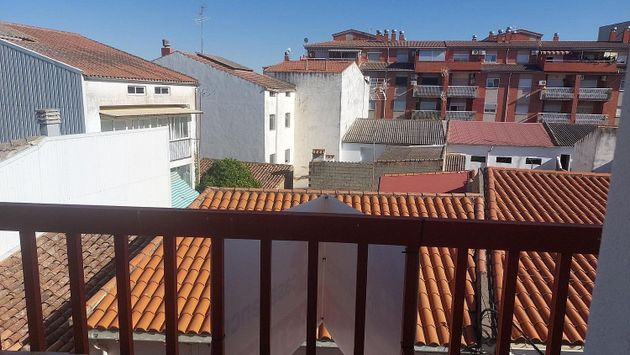 Foto 2 de Pis en venda a Miajadas de 3 habitacions amb terrassa i balcó