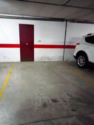 Foto 2 de Garatge en lloguer a Maria Auxiliadora - Barriada LLera de 28 m²