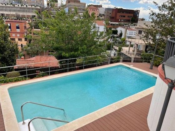 Foto 2 de Casa en lloguer a calle Dr Gimeno de 4 habitacions amb terrassa i piscina