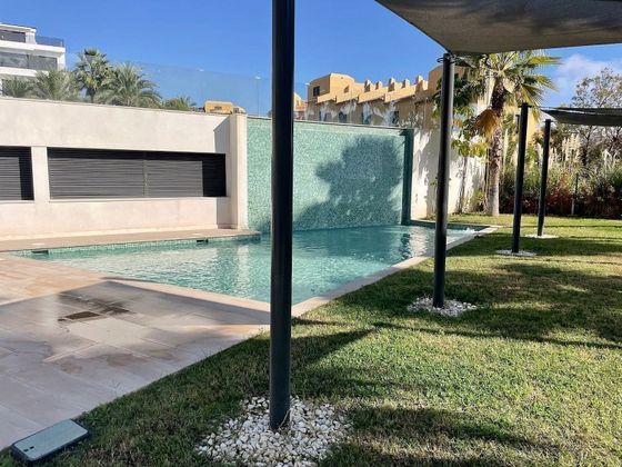 Foto 2 de Pis en venda a Cala de Finestrat de 4 habitacions amb terrassa i piscina